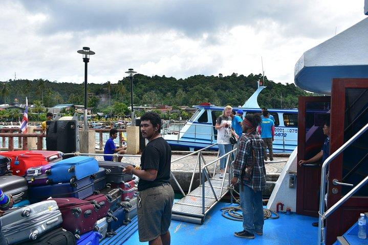 Travel from Koh Phi Phi to Krabi by Ferry/Speedboat