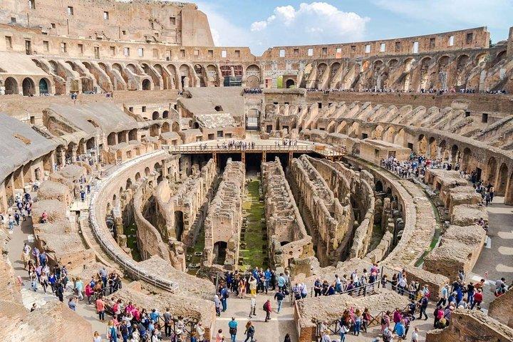 Colosseum Arena Floor, Roman Forum y Palatine Hill Tour guiado en grupo