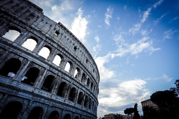 Ancient Rome Guided Tour: Colosseum, Forum and Palatine & Pick Up