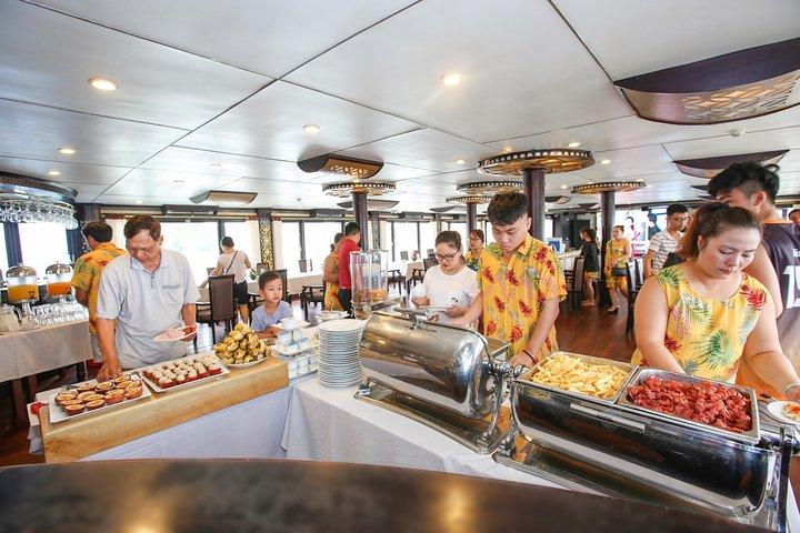 Overnight Halong Bay Cruise on the Starlight