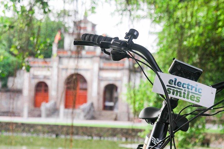 Aldeia Antiga & A Lenda da Co Loa Tour de E-Bike