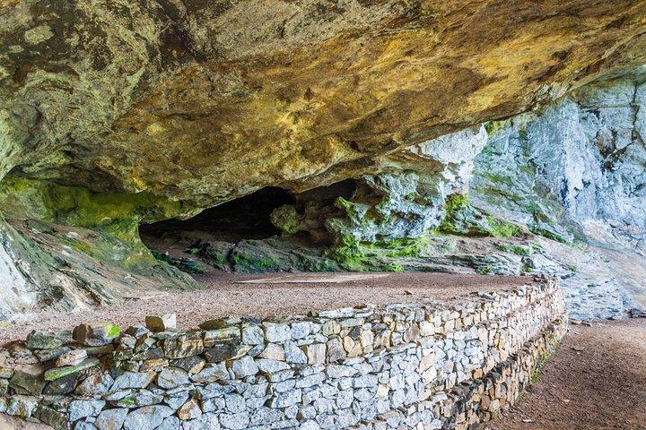 Udforsk Belilena Cave fra Colombo