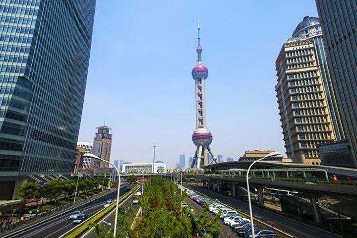 上海浦東国際空港と虹橋空港間のプライベートトランスファー