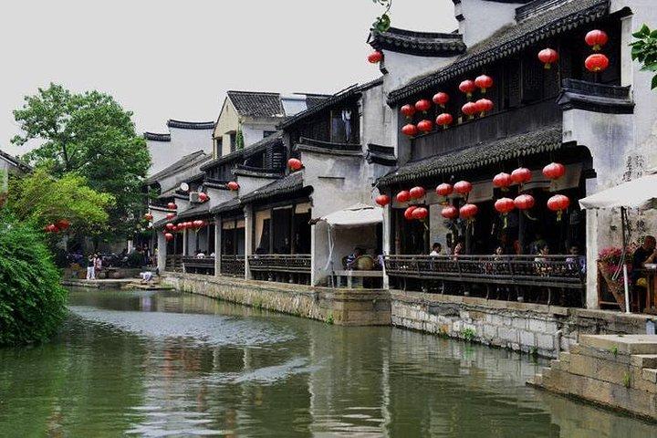 Excursion privée d'une journée dans la ville d'eau ancienne et privée de Nanxun au départ de Hangzhou