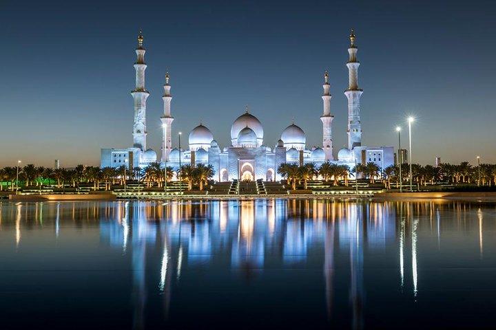 Premium Private Tour von Dubai nach Abu Dhabi im Toyota Land Cruiser!