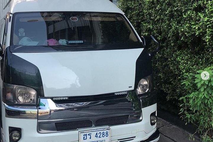 Location de voiture privée à Bangkok avec chauffeur parlant anglais