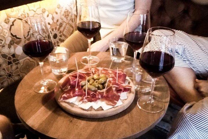 Wine Tasting Tour (di Belgrade Nightlife Tours)