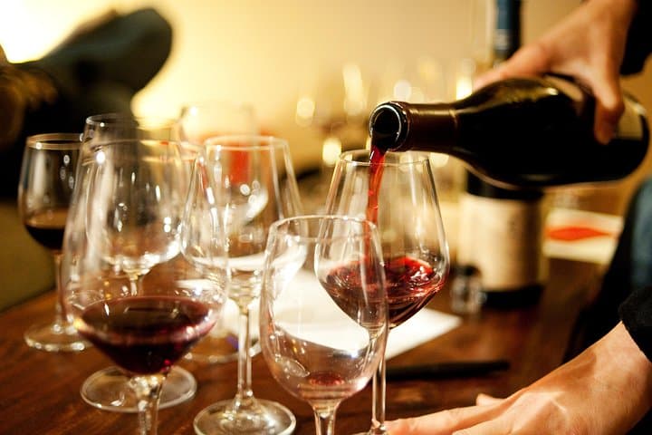 Paris Wine and Cheese Pairing Private Masterclass in a Bistrot