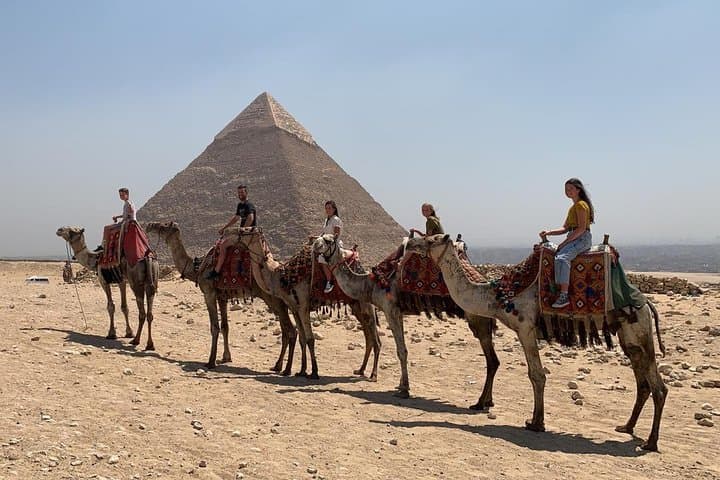Combo Deal- Visit Pyramids of Giza & Egyptian Museum with Nile Dinner Cruise