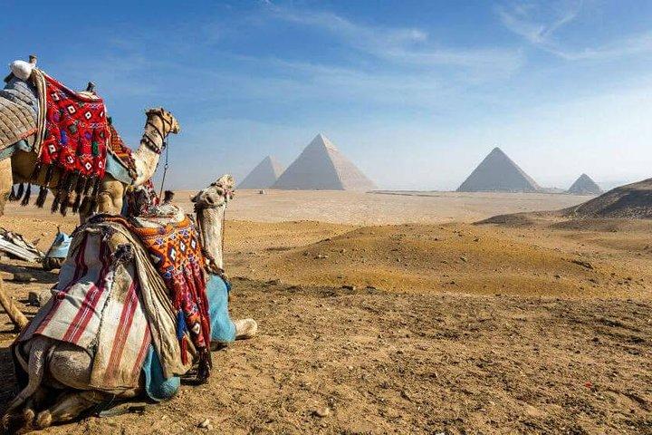 Excursion d'une journée aux PYRAMIDES DE GIZA, MEMPHIS CITY ET À LA PYRAMIDE DE SAKKARA