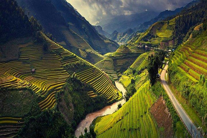 Panorama der unerforschten Ha Giang Tour 4 Tage
