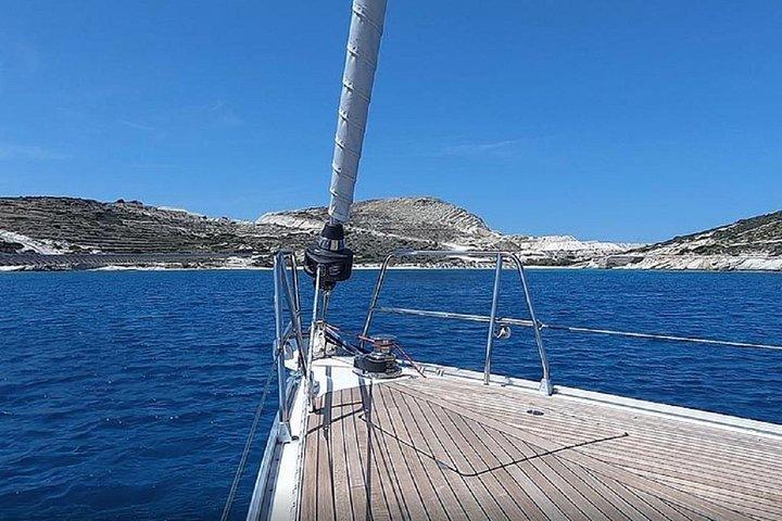 Segling till Dia Island med lunch på Bavaria 51 Heraklion, Kreta