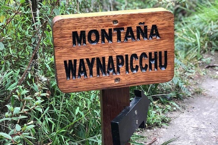 Machu Picchu Tour with Wayna Picchu Mountain in 2 Days
