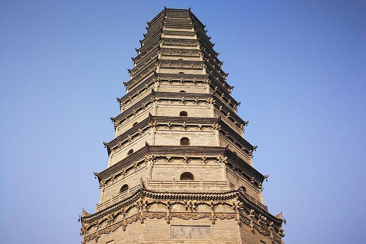 Private Tour: Famen Temple and Hanyangling Museum