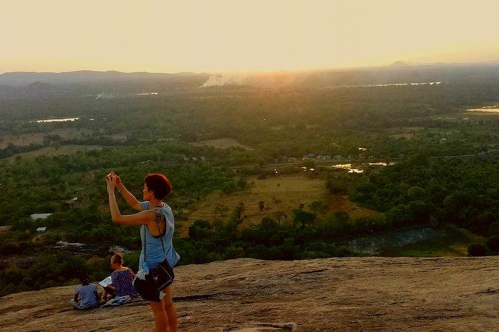 Dags henrettelse fra sidste kongerige kandy til rock forest sigiriya