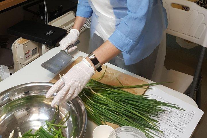 Busan Kkakdugi(Korean radish Kimchi) class with various options
