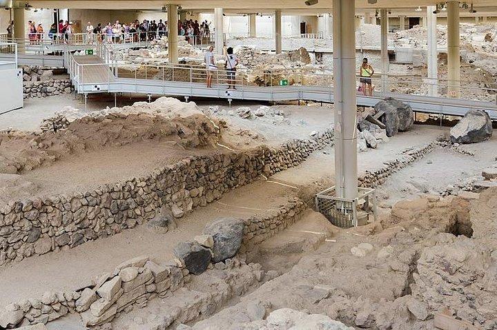 Excursion à Santorin : visite privée d'Oia, de Fira et du site d'Akrotiri