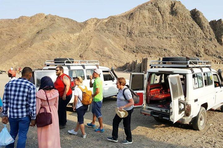 Hurghada Bedouin Desert Safari af Jeep