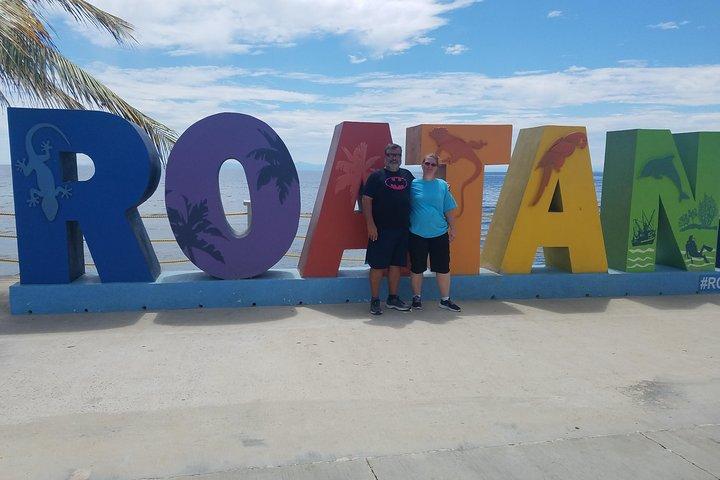Roatan Ausflug: Beach Break / Plus Sloth Park und Schnorchelabenteuer