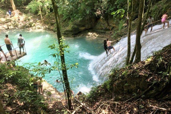 Excursão Blue Hole de Ocho Rios