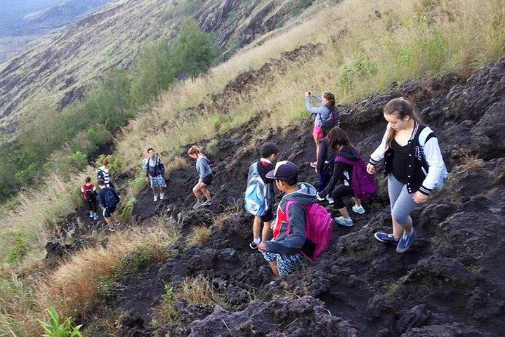 Mount Batur Sunrise Trekking met Natural Hot Spring and Breakfast