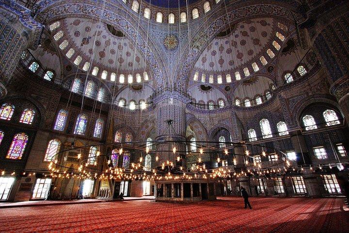 Budget Walking Old City Tour of Istanbul