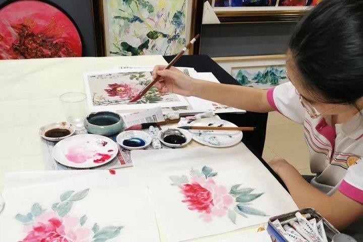 上海での2時間のプライベートインクとブラシペイントワークショップ