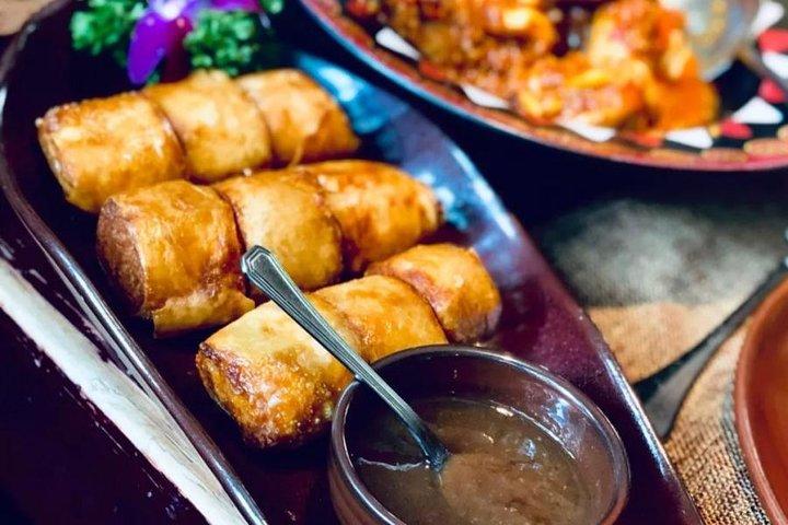 Private Shanghai Night Tour mit Lost Heaven Dinner und Bar-Hopping-Option