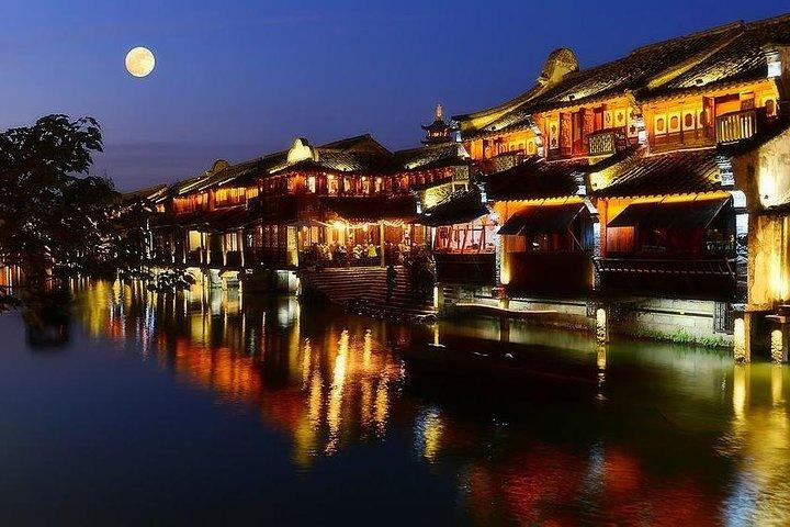 Wuzhen Ancient Water Town Privénachttour vanuit Hangzhou