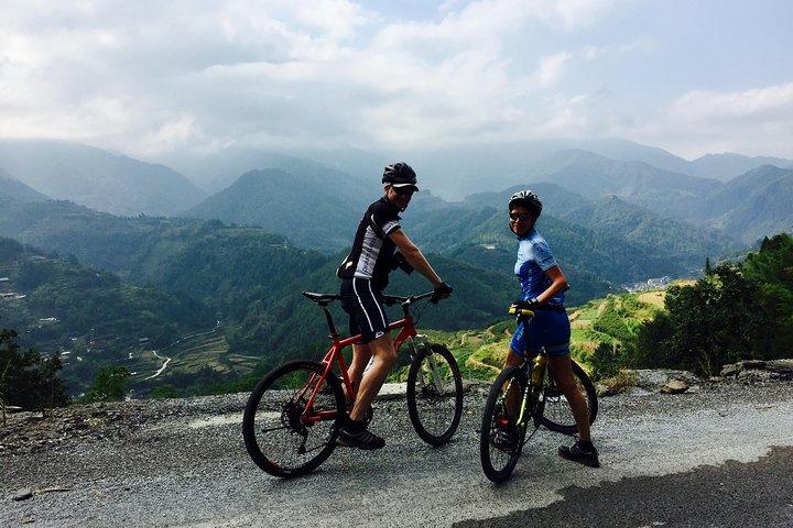 Aventure à vélo de 2 jours en petit groupe de Guilin à Yangshuo
