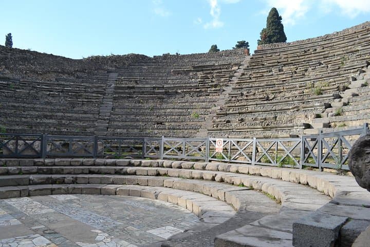 Pompeii 3 Hours Walking Tour Led by an Archaeologist