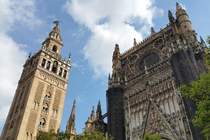 Alcázar e Catedral e Giralda de Sevilha Evite as filas! Inclui bilhetes de acesso
