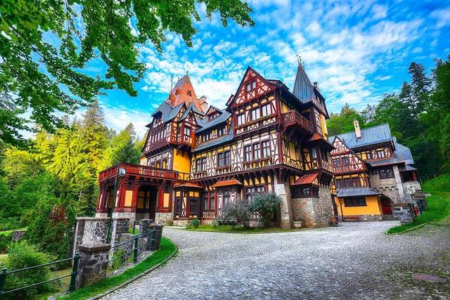 Peleș Castle