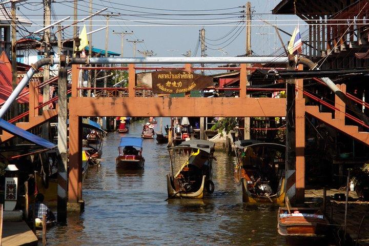 Damnoen Saduak Floating Market Small Group Tour