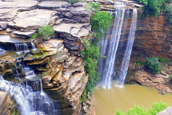 Van Varanasi: dagtour naar Chunar fort en Siddhnath Falls