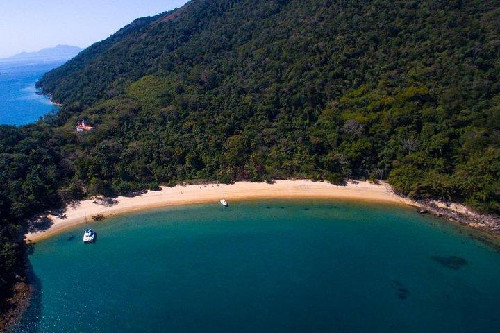 Promenade en bateau à moteur partagée - Super Blue Lagoon - Ilha Grande