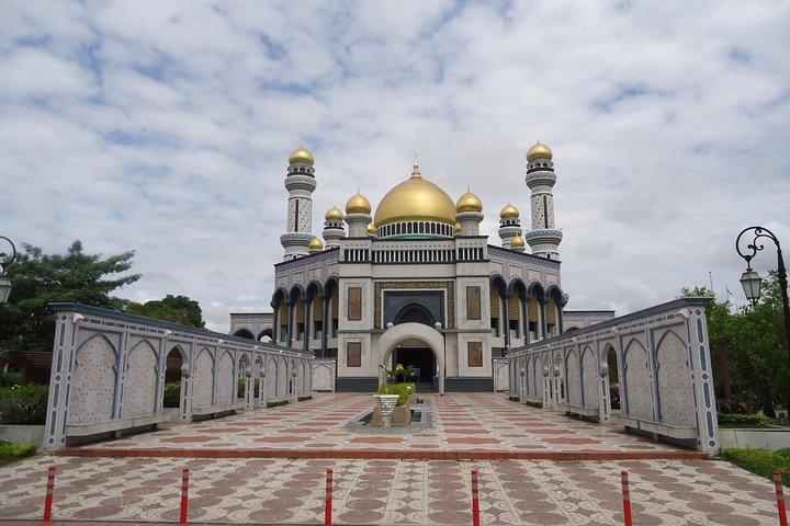Tras las huellas del sultán Bolkiah Tour en Bandar Seri Begawan