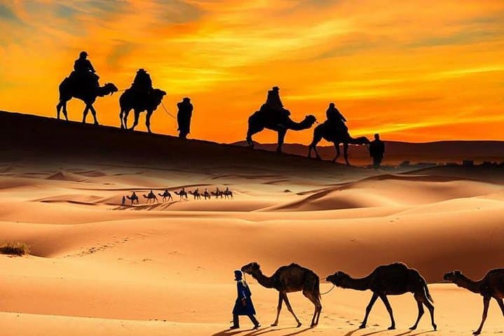 Dubai Red Dune Safari, ATV Quadbiking 10 mins, BBQ, shows