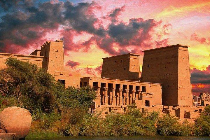 Fantastisk heldagstur till Aswan Philae Temple med tåg från Luxor
