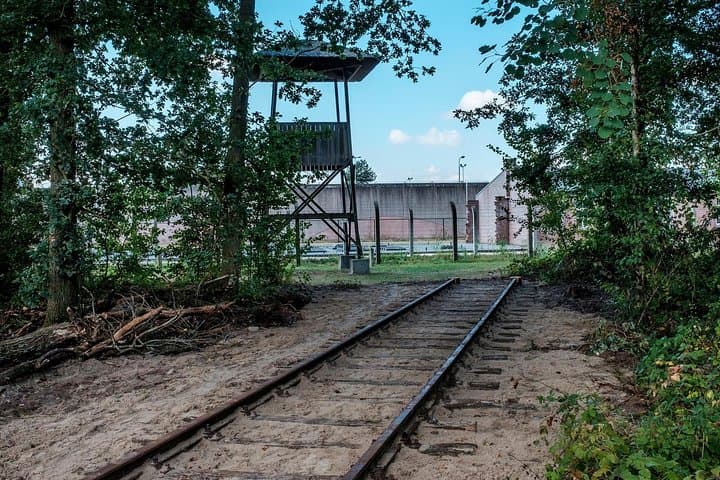 Small Group Tour to Nazi WWII concentration camp from Amsterdam