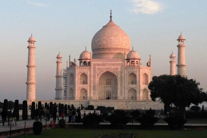 Driedaagse Golden Triangle-tour vanuit Delhi met de sneltrein