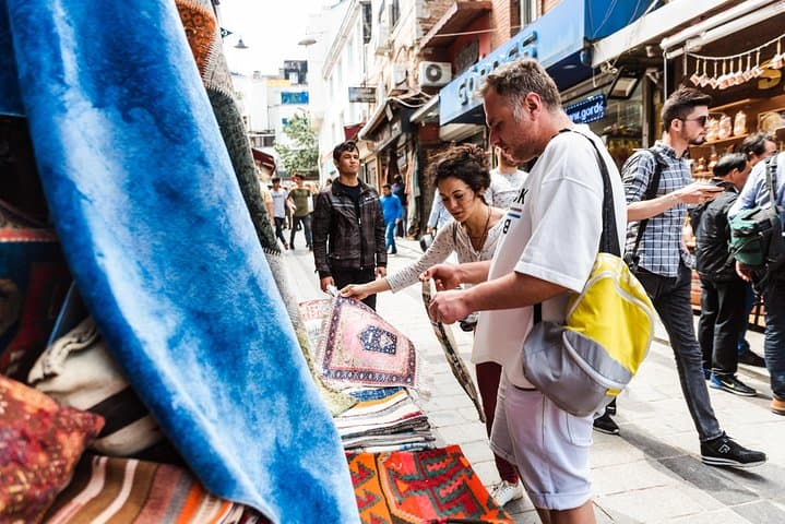 Istanbul Markets & Bazaars Tour: Private Custom with a Local Host