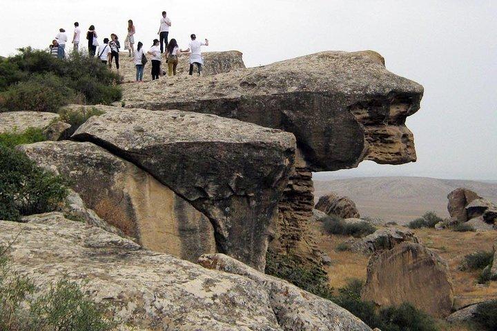 Gobustan & Absheron Private Tour Alle Tickets inklusive