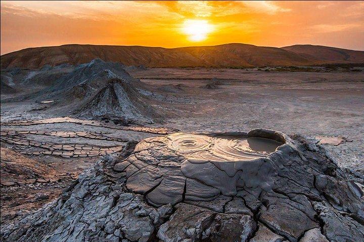 Gobustan & Absheron Private Tour Alle Tickets inklusive