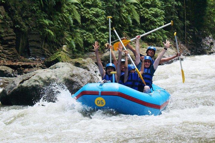 Ubud Ayung Rafting de água incluído almoço e transfer