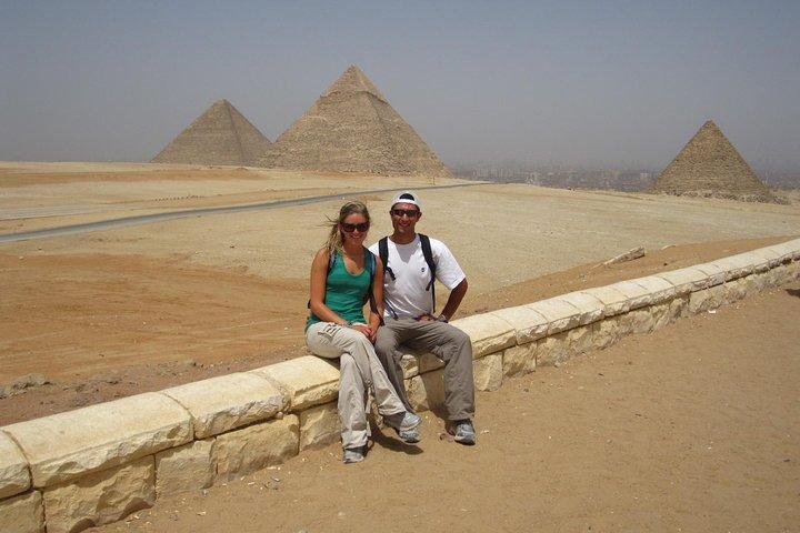 Cairo Layover Tours Bezoek Giza Pyramids Memphis Sakkara Dahshur Pyramids & Bazaar