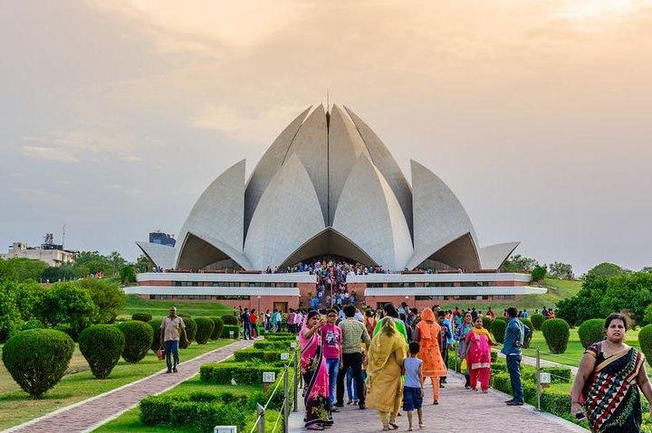 Delhi Temples and Spiritual Sites Tour with Private Guide