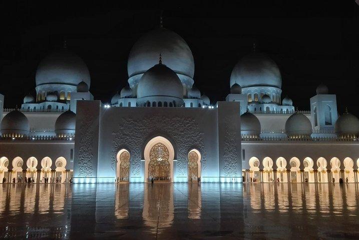 Visite d'Abu Dhabi avec la grande mosquée Sheikh Zayed au départ de Dubaï