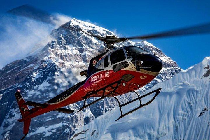 Excursão por helicóptero no Everest Base Camp: Restaurantes em Everest View Hotel