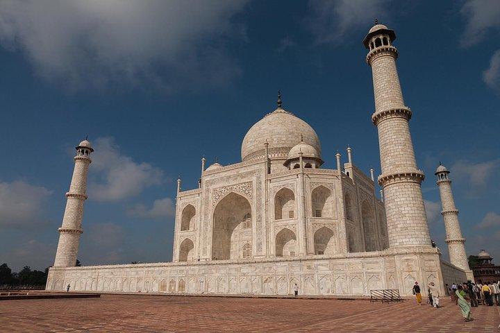 Taj mahal and Agra fort tour skip the line